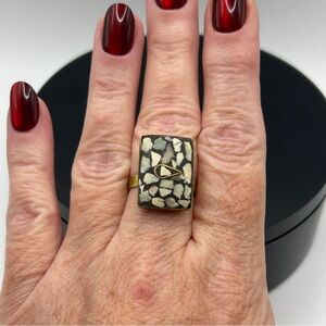 Vintage India Ring - Brass Bronze Inlaid Stone Mosaic With Paisley